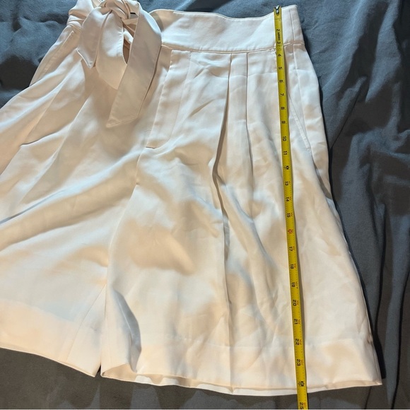 Ralph Lauren Cream Knee-length Wrap Skirt with Tie Front and Pleats - Picture 4 of 10